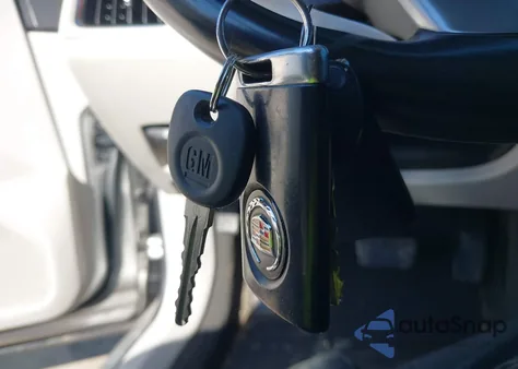 2008 Cadillac Cts Standard z USA, uszkodzony, nr VIN 1G6DM577880115644